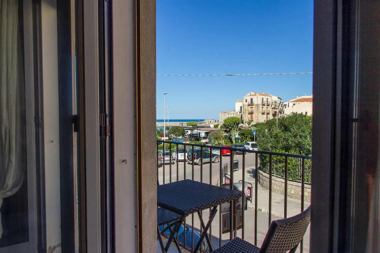 Casa Colombo Appartamento Cefalù Italia